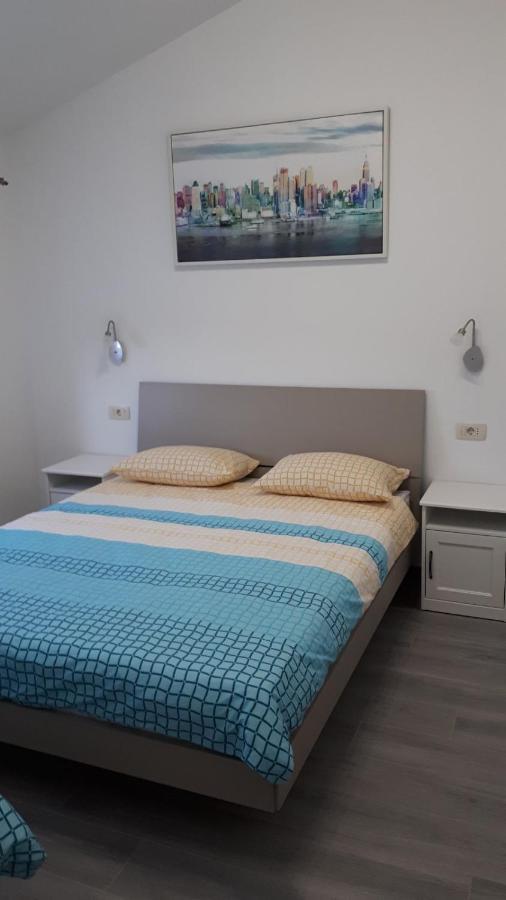 Vila Veronika 2 Pula Ngoại thất bức ảnh