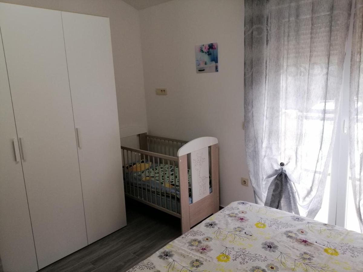 Vila Veronika 2 Pula Ngoại thất bức ảnh