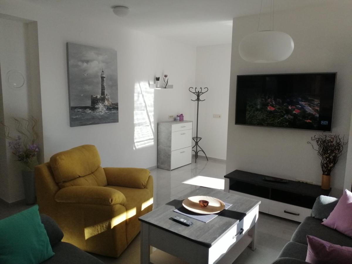 Vila Veronika 2 Pula Ngoại thất bức ảnh